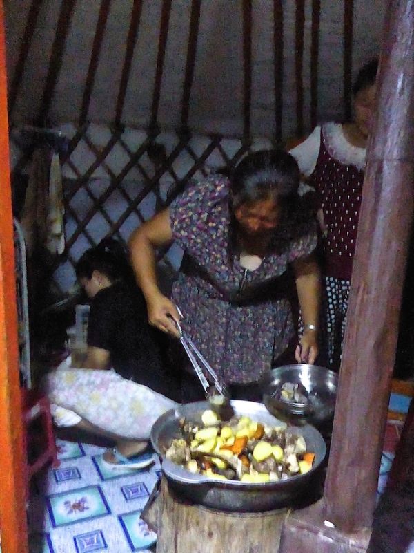 Une nomade cuisine le Khokhog