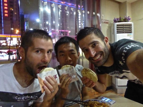 hamburger chinois: "rou jia mo" à base de viande de porc